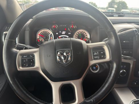 Used 2018 RAM 2500 Laramie AWD/4WD image 12