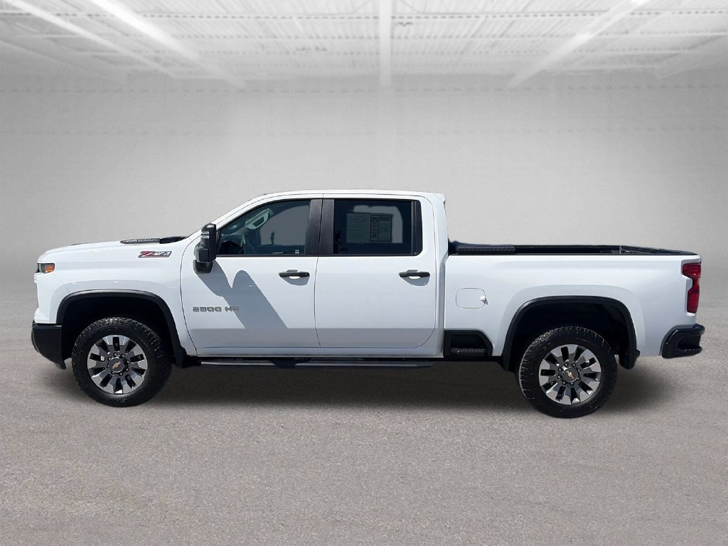 Used 2025 Chevrolet Silverado 2500 Custom w/ Z71 Off-Road Package AWD/4WD image 3