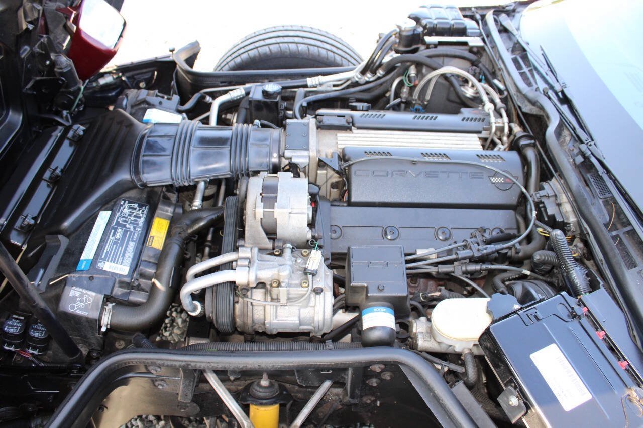 Used 1993 Chevrolet Corvette Coupe RWD image 22
