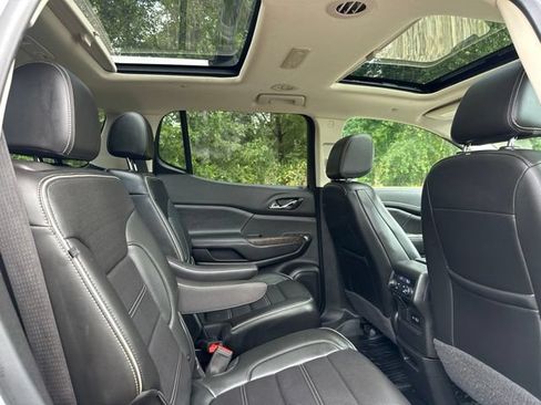 Used 2021 GMC Acadia Denali w/ Denali Ultimate Package AWD/4WD image 20