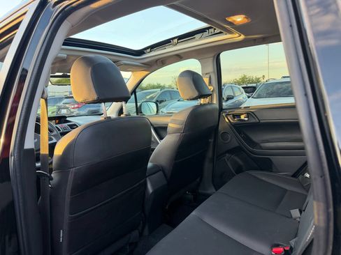 Used 2018 Subaru Forester 2.5i Limited AWD/4WD image 6