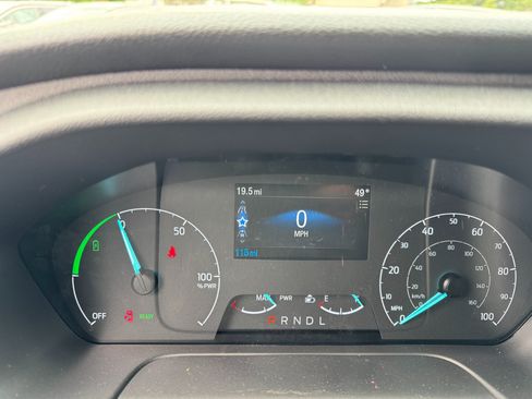 Used 2023 Ford E-Transit Low Roof image 12