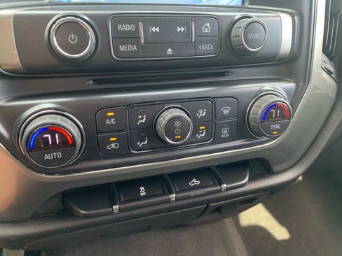 Used 2018 Chevrolet Silverado 1500 LT w/ Texas Edition image 21