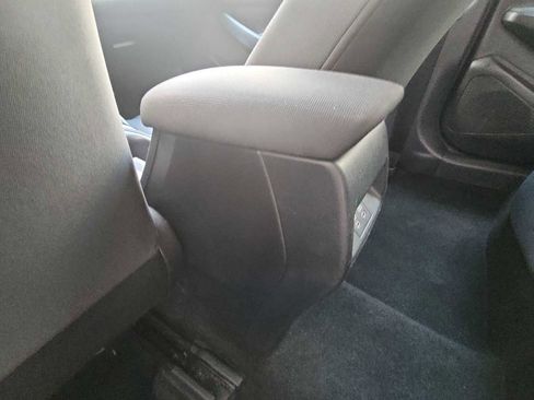 Used 2023 Toyota Corolla LE image 21