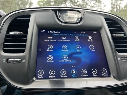 Used 2017 Chrysler 300 S w/ 300S Premium Group image 33