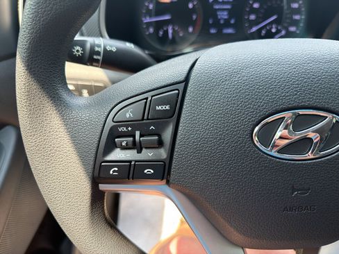 Used 2020 Hyundai Tucson Value AWD/4WD image 16