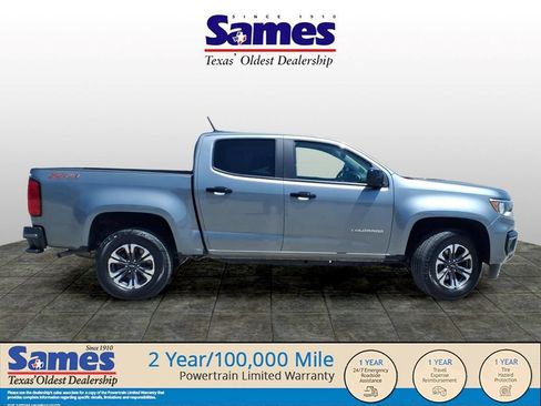 Used 2022 Chevrolet Colorado Z71 AWD/4WD image 2