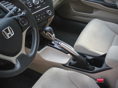 Used 2014 Honda Civic LX image 42