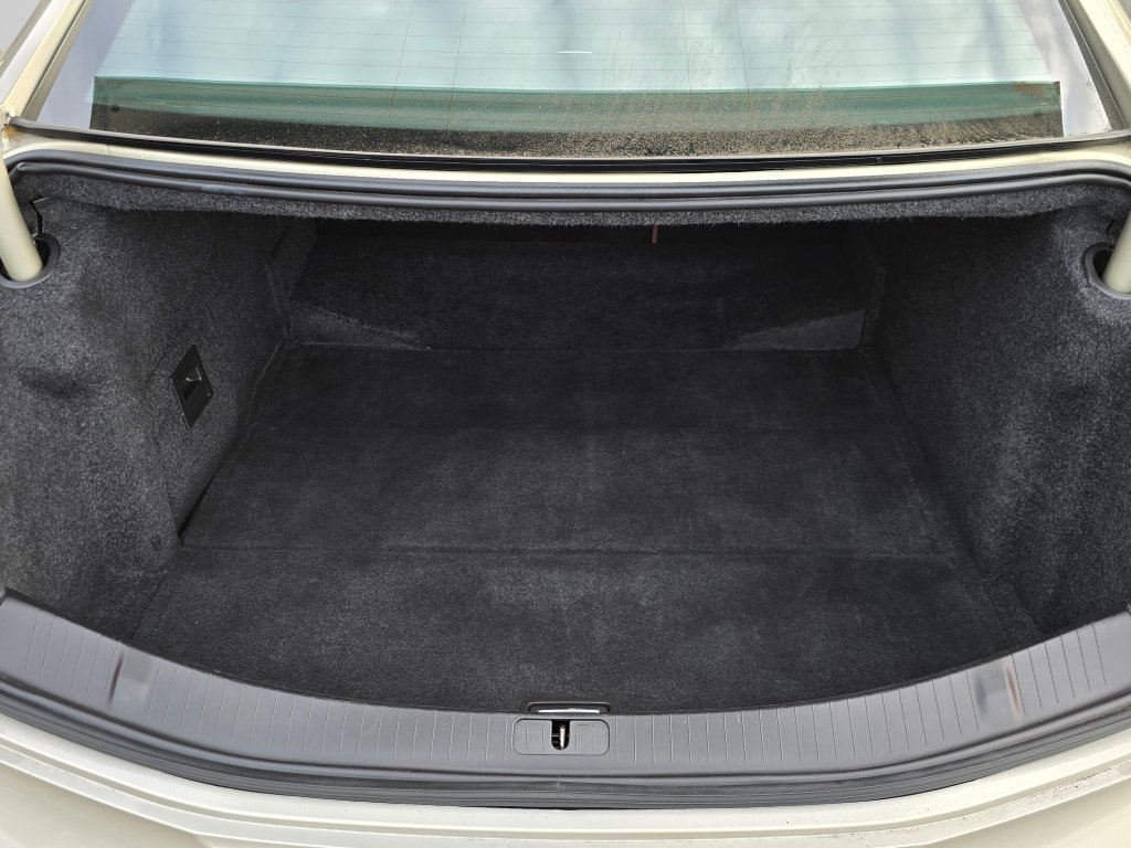 Used 2015 Cadillac XTS Luxury FWD image 17