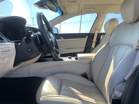 Used 2015 Hyundai Genesis 3.8 w/ Option Group 04 image 16