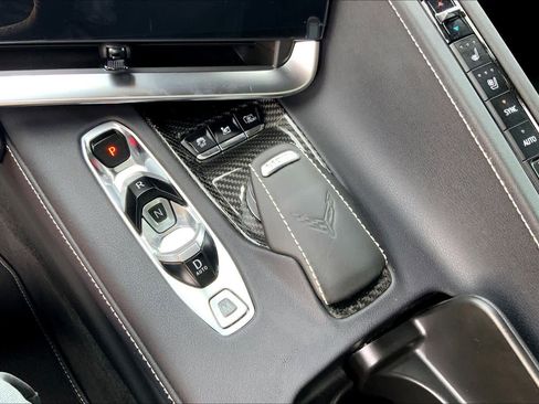 Used 2025 Chevrolet Corvette Z06 RWD image 30