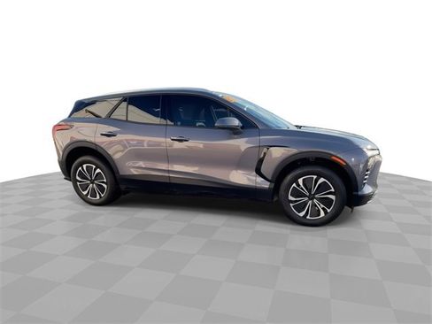 Certified 2025 Chevrolet Blazer EV LT w/ Super Cruise Package image 9