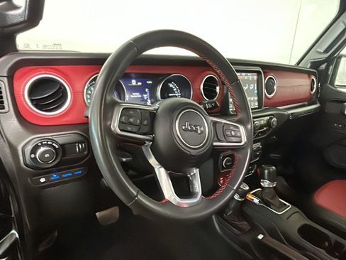 Used 2023 Jeep Wrangler Unlimited Rubicon 4xe AWD/4WD image 16