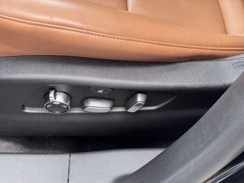 Used 2023 Cadillac XT4 Sport image 19