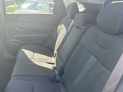 Certified 2025 Hyundai Tucson SEL AWD/4WD image 11