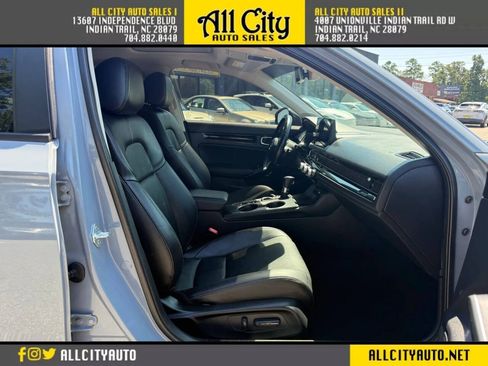 Used 2022 Honda Civic Touring image 21