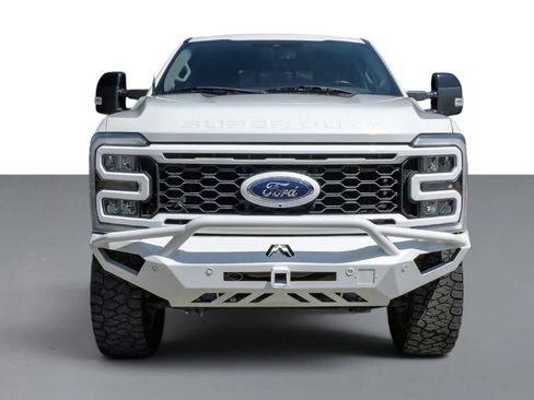 Used 2024 Ford F250 Lariat w/ Lariat Ultimate Package AWD/4WD image 3