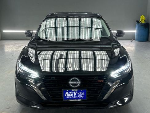 Used 2024 Nissan Sentra SR w/ SR Premium Package FWD image 2
