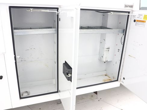 Used 2019 GMC Savana 3500 w/ Power Convenience Package image 13