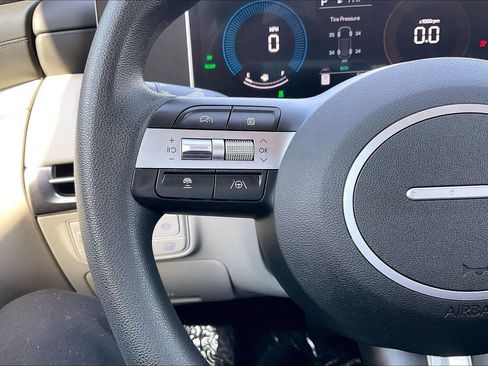 Used 2022 Hyundai Tucson SEL image 21