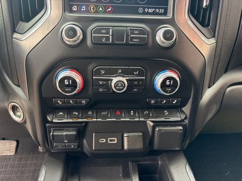 Used 2020 GMC Sierra 1500 Denali w/ Technology Package AWD/4WD image 20