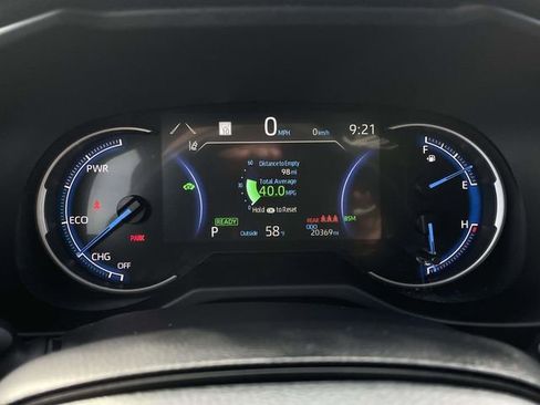 Used 2025 Toyota RAV4 XLE image 23