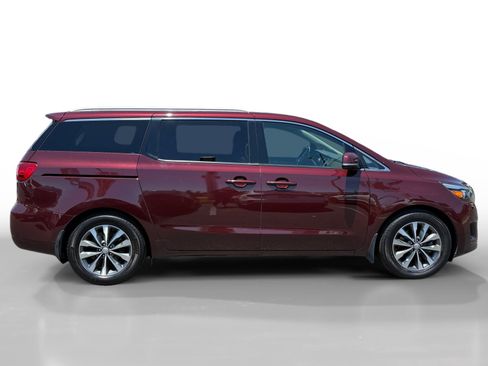 Used 2016 Kia Sedona SX FWD image 6