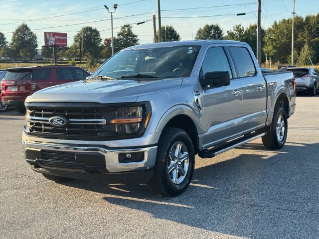 Used 2025 Ford F150 XLT w/ Equipment Group 301A Standard AWD/4WD image 8