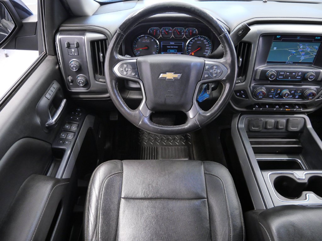 Used 2018 Chevrolet Silverado 1500 LTZ Z71 w/ LTZ Plus Package AWD/4WD image 17