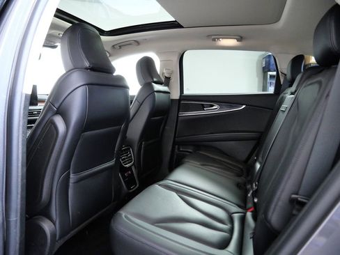Certified 2023 Lincoln Nautilus Reserve AWD/4WD image 14