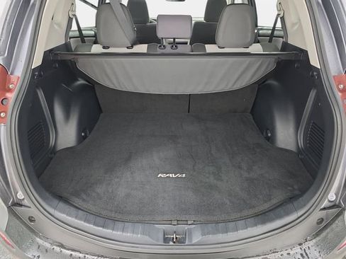 Used 2015 Toyota RAV4 XLE image 35