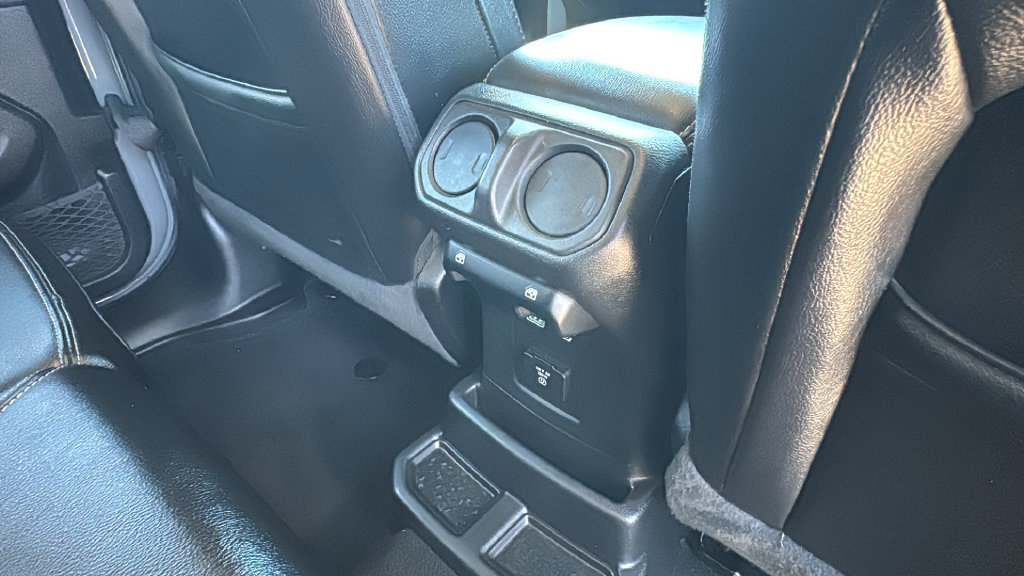 Certified 2023 Jeep Wrangler Unlimited Sahara AWD/4WD image 18
