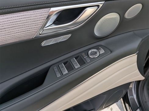 New 2026 Genesis GV80 2.5T Advanced image 12