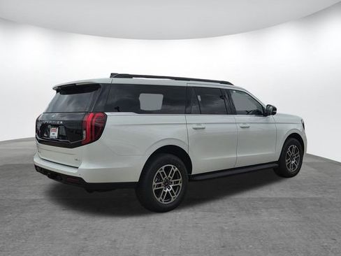 New 2026 Ford Expedition Max Active RWD image 2