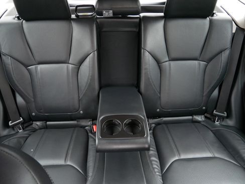 Used 2023 Subaru Forester Limited AWD/4WD image 13