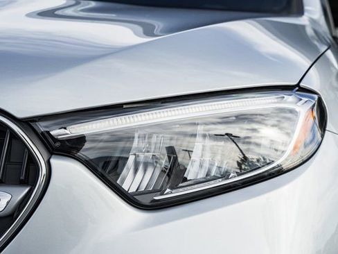 New 2026 Mercedes-Benz GLC 300 4MATIC image 13