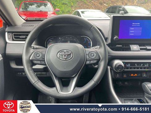 Certified 2023 Toyota RAV4 XLE w/ XLE Grade Weather Package AWD/4WD image 15