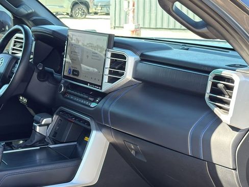 Used 2023 Toyota Tundra Platinum image 31