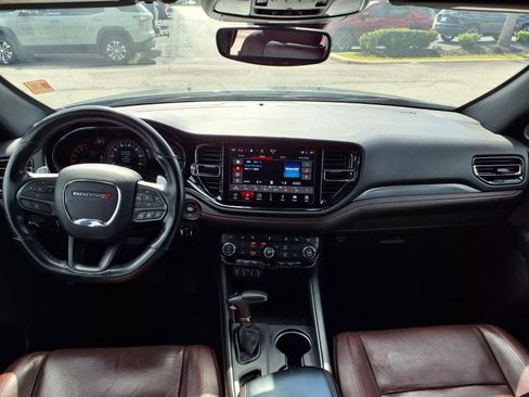 Used 2024 Dodge Durango GT RWD image 3