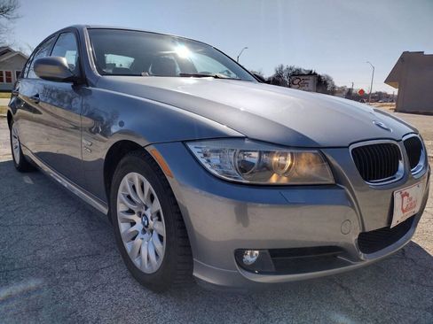 Used 2009 BMW 328i xDrive Sedan image 3