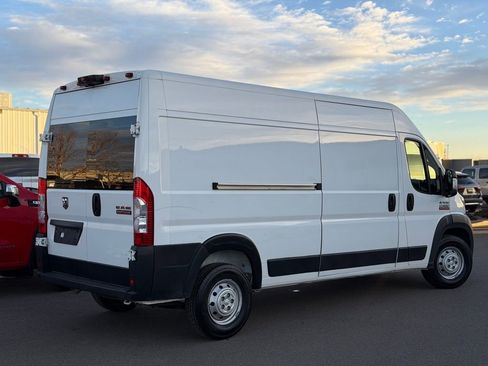 Used 2022 RAM ProMaster 2500 image 6