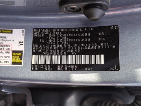 Used 2022 Toyota Corolla Cross XLE FWD image 24