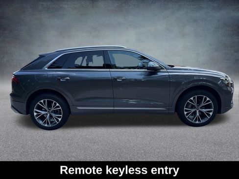 Used 2025 Audi Q8 Premium w/ Convenience Package AWD/4WD image 7