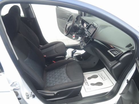 Used 2022 Chevrolet Spark LT image 28