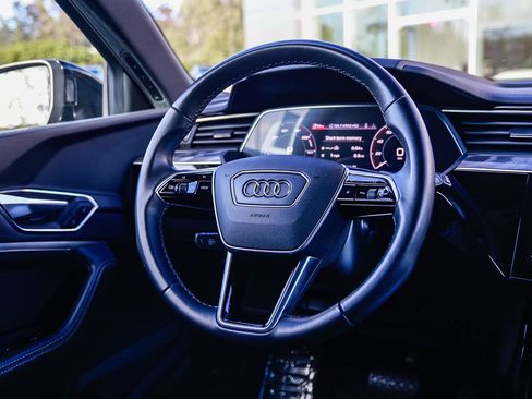 Used 2023 Audi e-tron Chronos w/ Chronos Package image 16