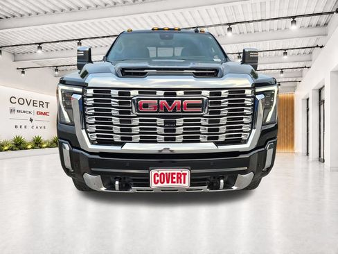 Used 2024 GMC Sierra 2500 Denali w/ Denali Reserve Package AWD/4WD image 3