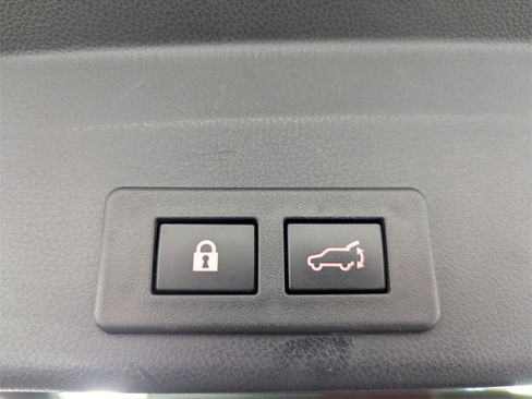 Used 2021 Subaru Ascent Limited w/ Technology Package image 20