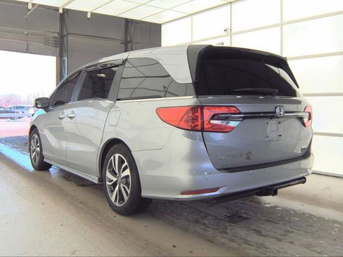 Used 2022 Honda Odyssey Touring image 4