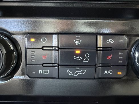 Used 2018 Ford F150 XLT w/ Equipment Group 302A Luxury RWD image 36