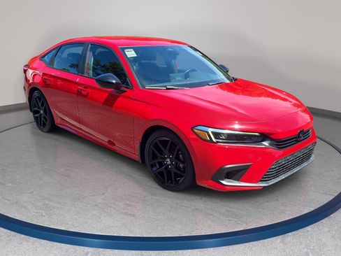 Certified 2024 Honda Civic Sport image 3